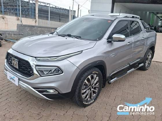 FIAT TORO 2.0 16V TURBO DIESEL RANCH 4WD AT9 FIAT TORO 2.0 16V TURBO DIESEL RANCH 4WD AT9